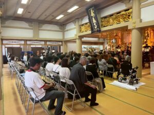 お盆の法要が執り行われました。